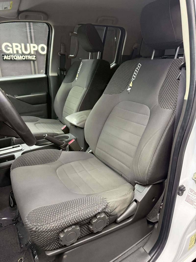 NISSAN FRONTIER 2020 — foto 7
