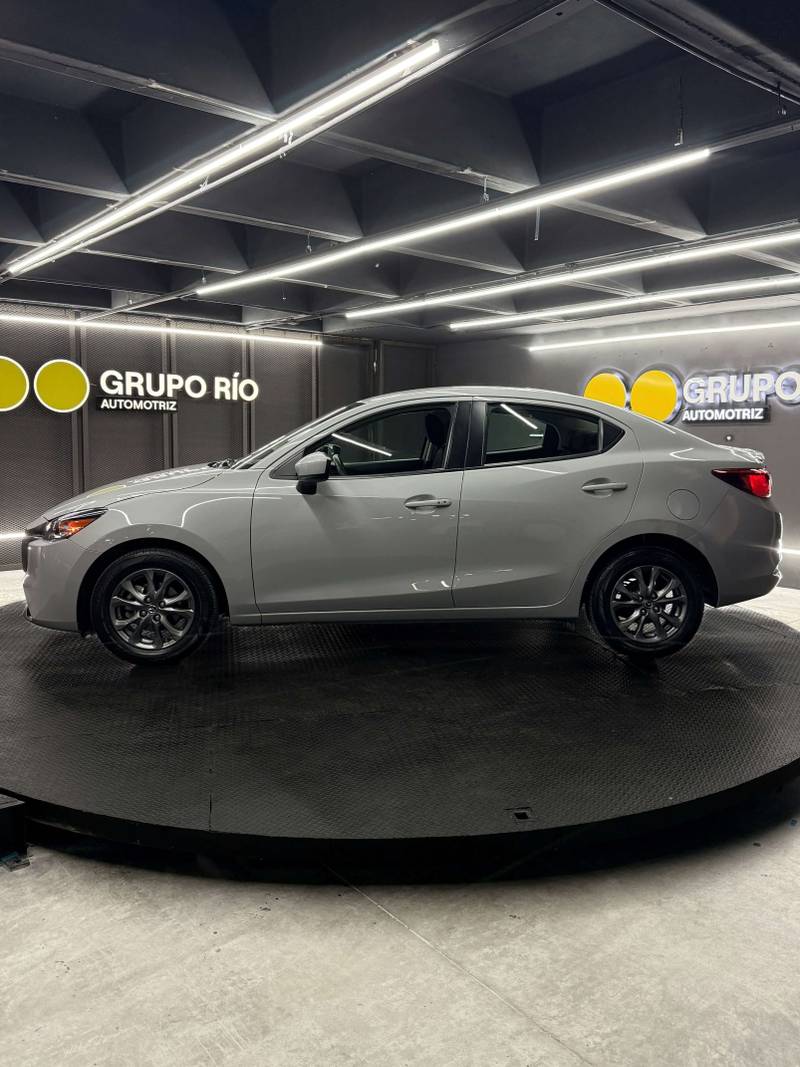 Mazda Mazda 2 2026 — foto 4