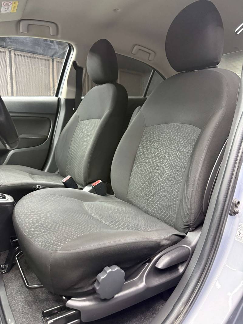 Mitsubishi Mirage 2022 — foto 7