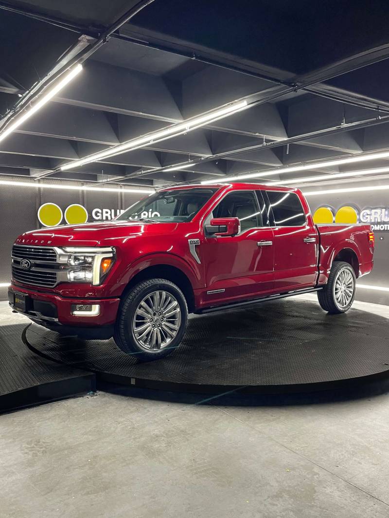 Ford Lobo 2025 — foto 1