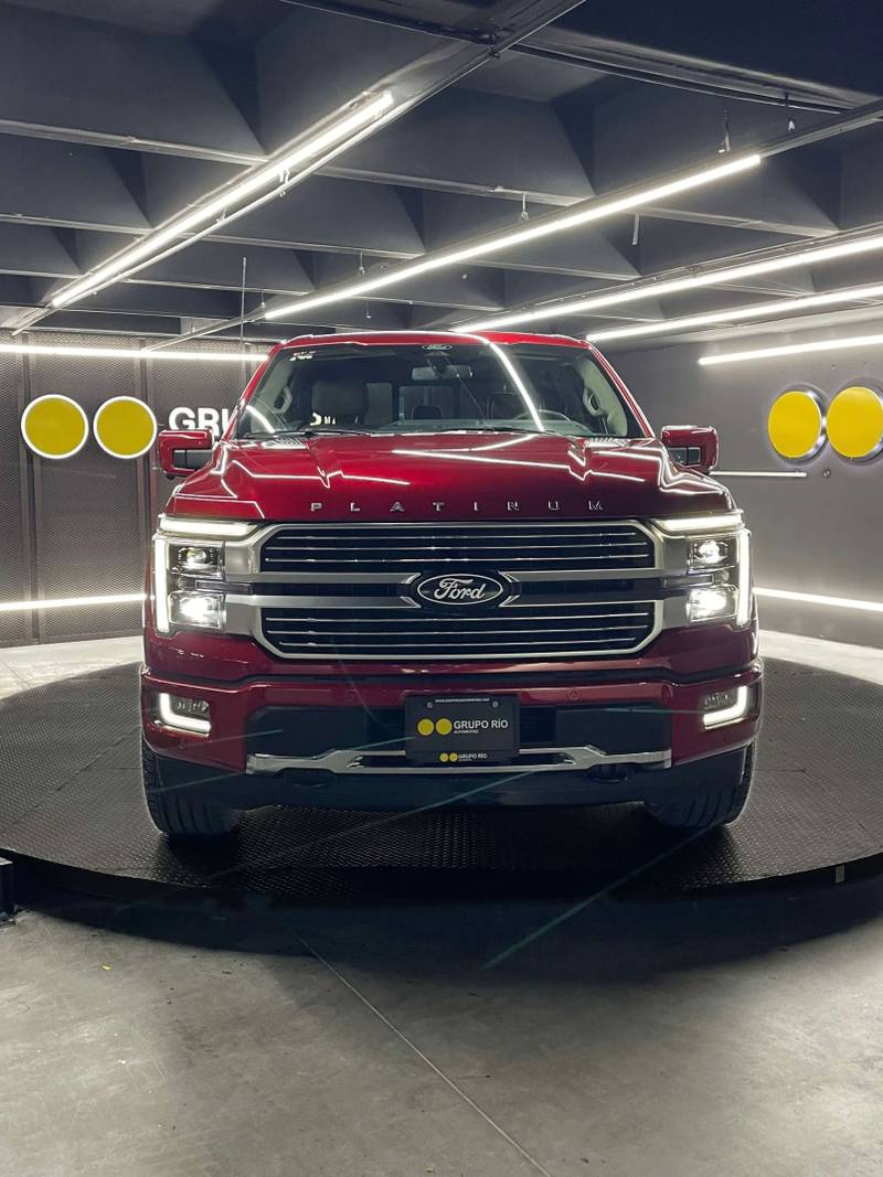Ford Lobo 2025 — foto 2