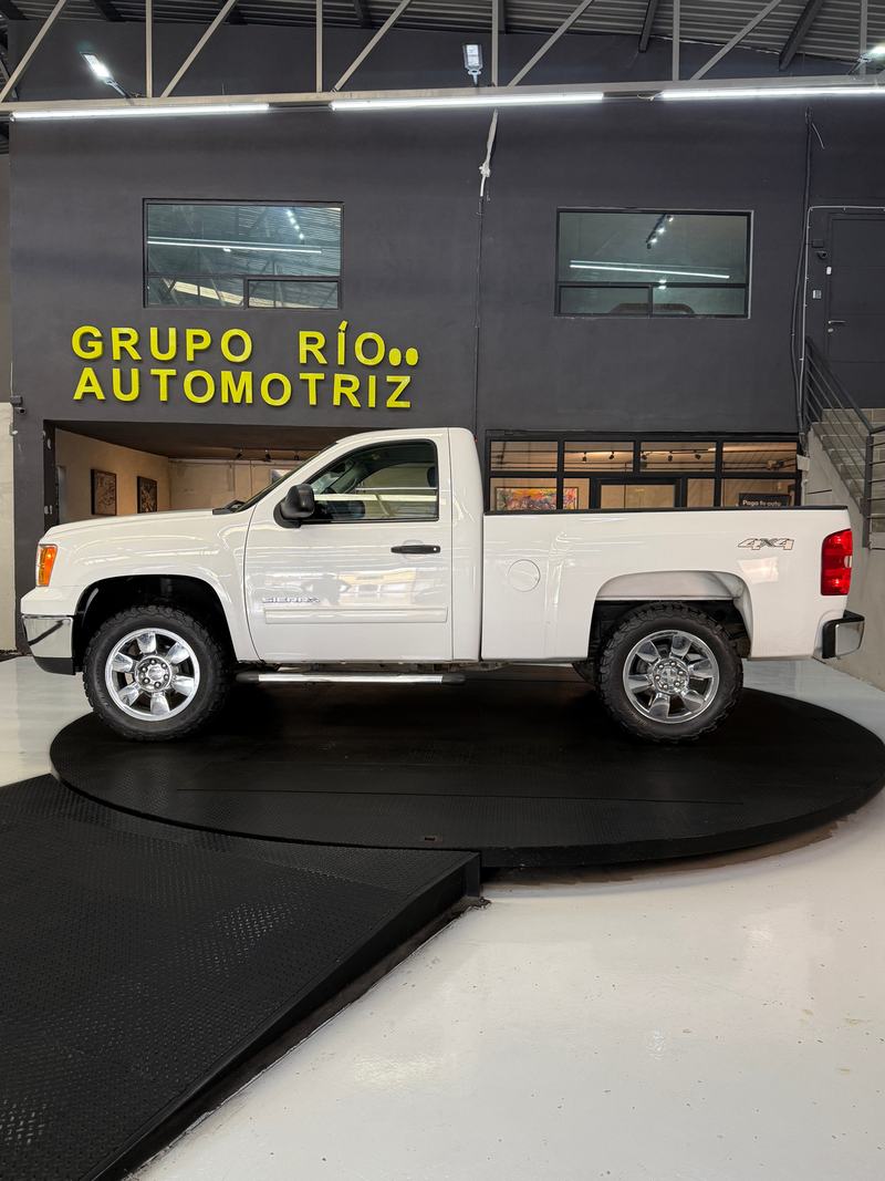 GMC Sierra 2011 — foto 4