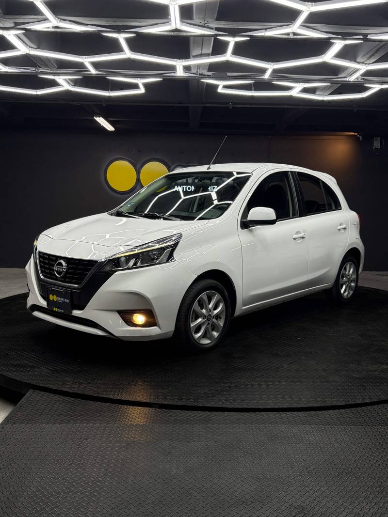 Nissan March 2023 — foto 1