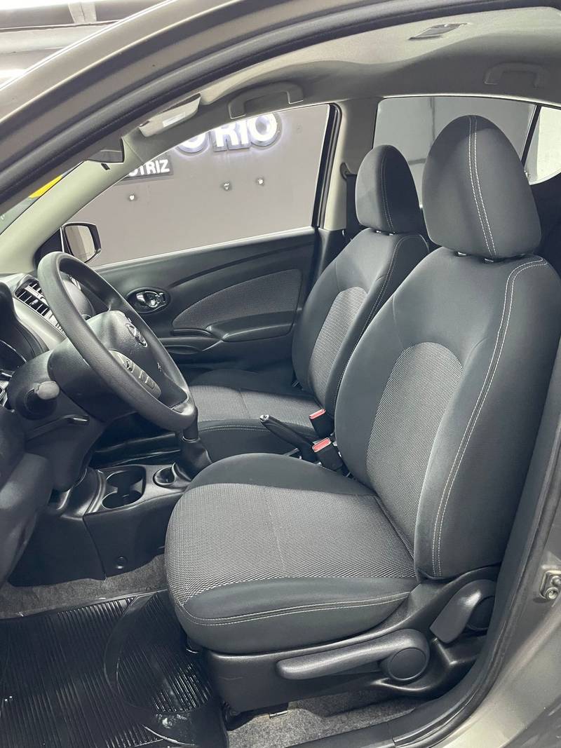 Nissan Versa 2015 — foto 7