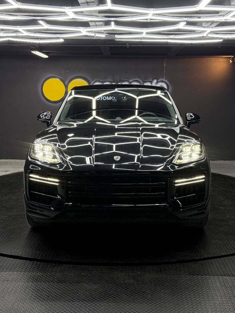 Porsche Cayenne 2025 — foto 2