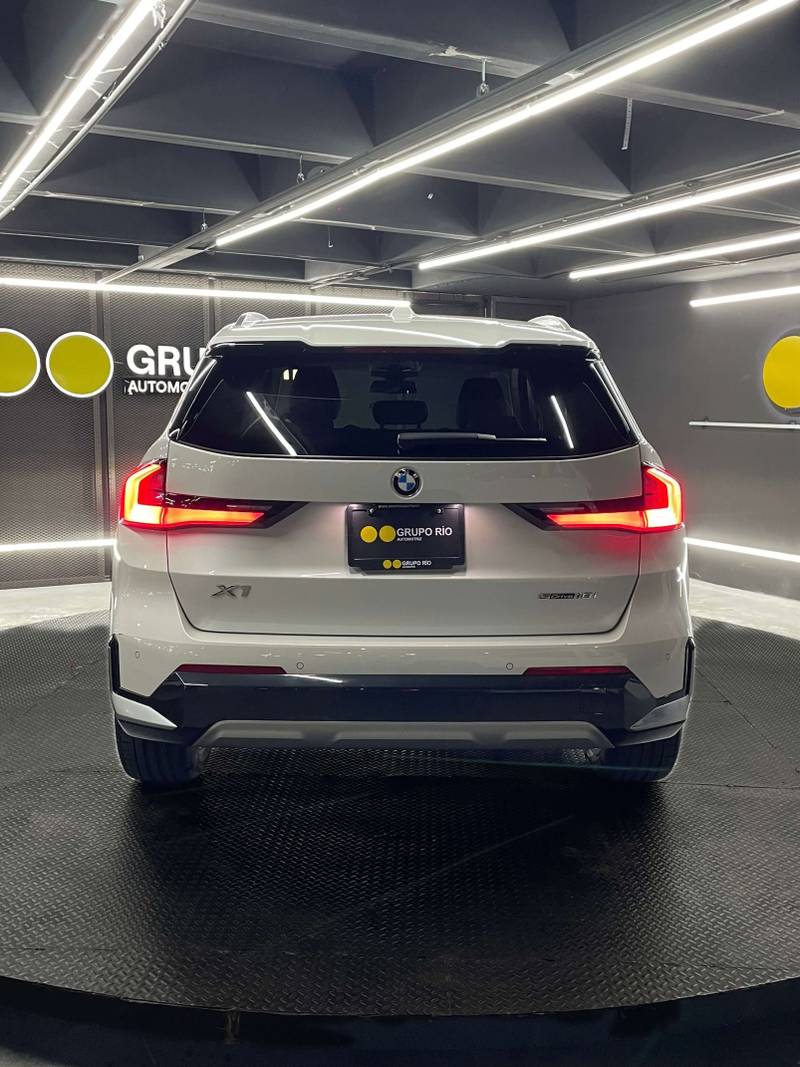 BMW X1 2026 — foto 3